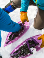 Nieve Encantada: Aventura en Refugio de Montaña con 4x4 y Raquetas - Imagen 2